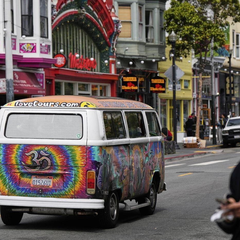 Fans toast Grateful Dead’s 60th with concerts at San Francisco’s Golden Gate Park